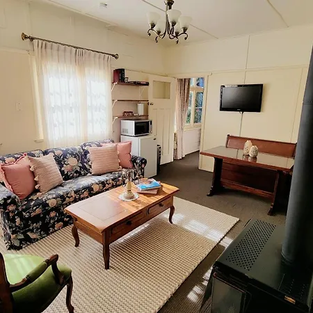 Leura House Hotel Exterior photo