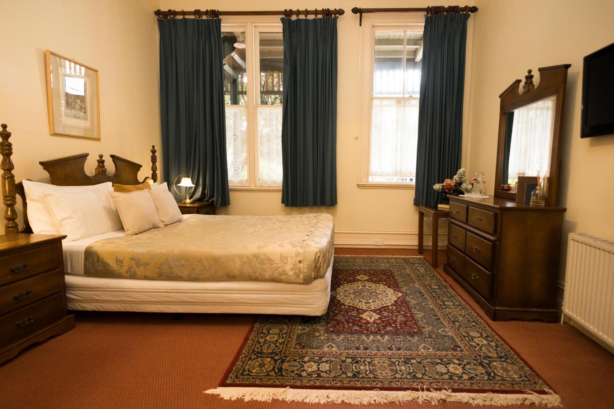 House Guest house *